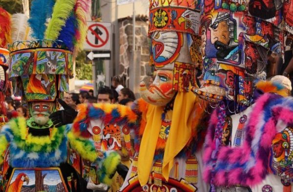 VIVE UNO DE LOS CARNAVALES MÁS ARRAIGADOS DE MORELOS EL CARNAVAL DE