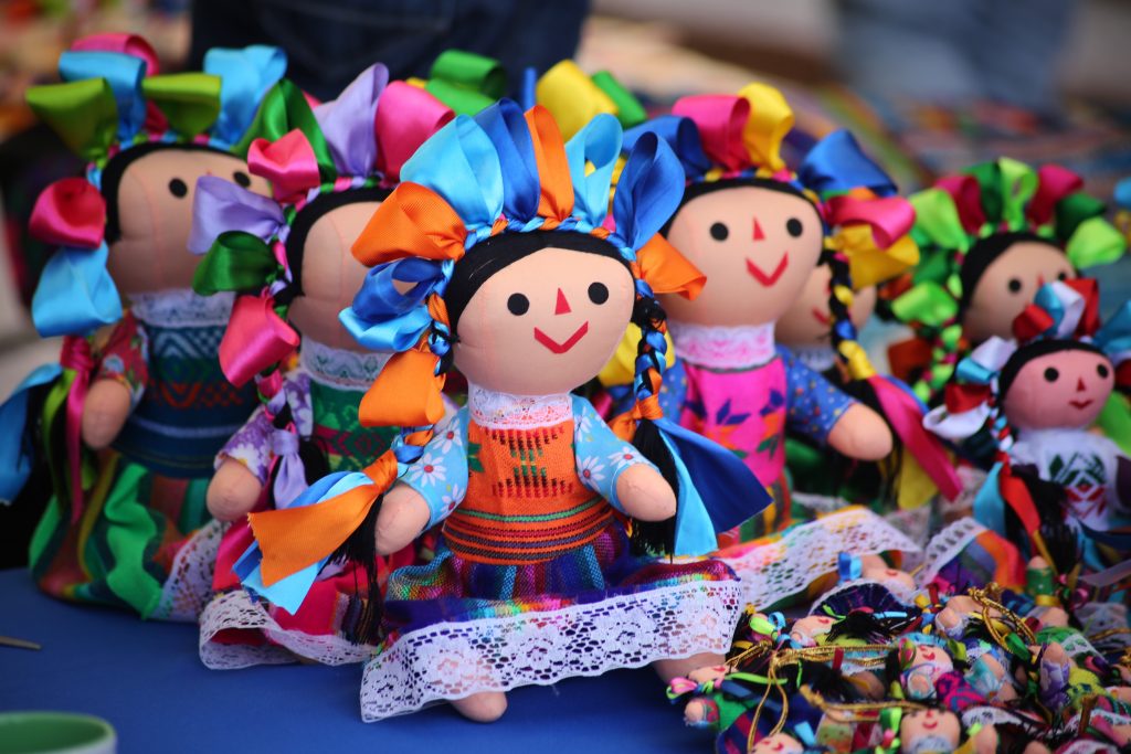 muñeca otomi gigante